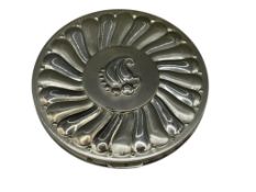 VINTAGE STERLING SILVER LADIES COMPACT FEATURING RIBBED DESIGN AND PATTERN ON BACK