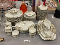 HEINRICJ & CO SELB BAVARIA IMPERIAL CHINA SET 10899 / HC26