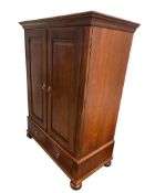 ETHAN ALLEN DARK FINISH CONTEMPORARY TV CABINET / ENTERTAINMENT CENTER