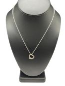 TIFFANY & CO. ELSA PERETTI DESIGNER AND ARTIST SIGNED STERLING SILVER OPEN HEART PENDANT NECKLACE