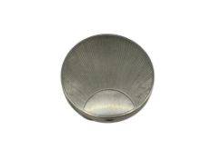 VINTAGE STERLING SILVER LADIES COMPACT FEATURING HALLMARKS