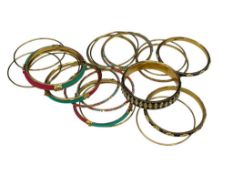 ASSORTED GOLD TONE COSTUME JEWELRY BANGLE BRACELETS FEATURING VIBRANT DESIGNS
