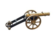 VINTAGE BRASS AND CAST IRON SIGNAL CANON DECORATION PIECE