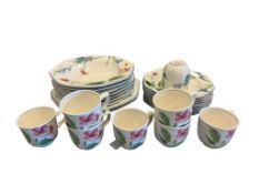 25 PIECES OF MIKASA GALLERY DV007 FRENCH SILK PATTERN PORCELAIN TABLEWARE
