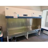 Esco Lamineer Flow cabinet