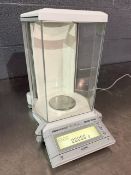 Mettler Toledo Lab Balance, model AG204, S/N1118062003. TAG: 4954-26 - Location: Cleveland , OH ,