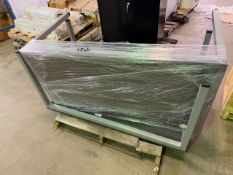Lot of Two office desks TAG: 4954-50 - Location: Cleveland , OH , US