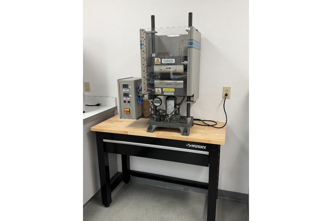 Carver Heated Platen Laboratory Press - Image 2 of 14