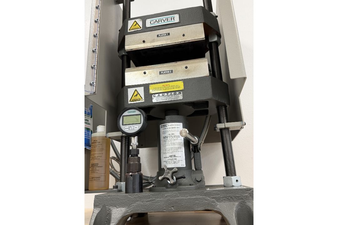 Carver Heated Platen Laboratory Press - Image 6 of 14