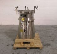 22" Russell Sieve, S/S, MODEL 17300