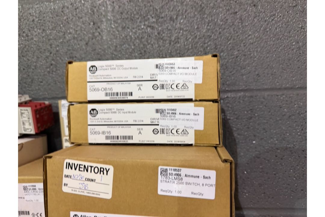 Allen Bradley components - Image 4 of 10