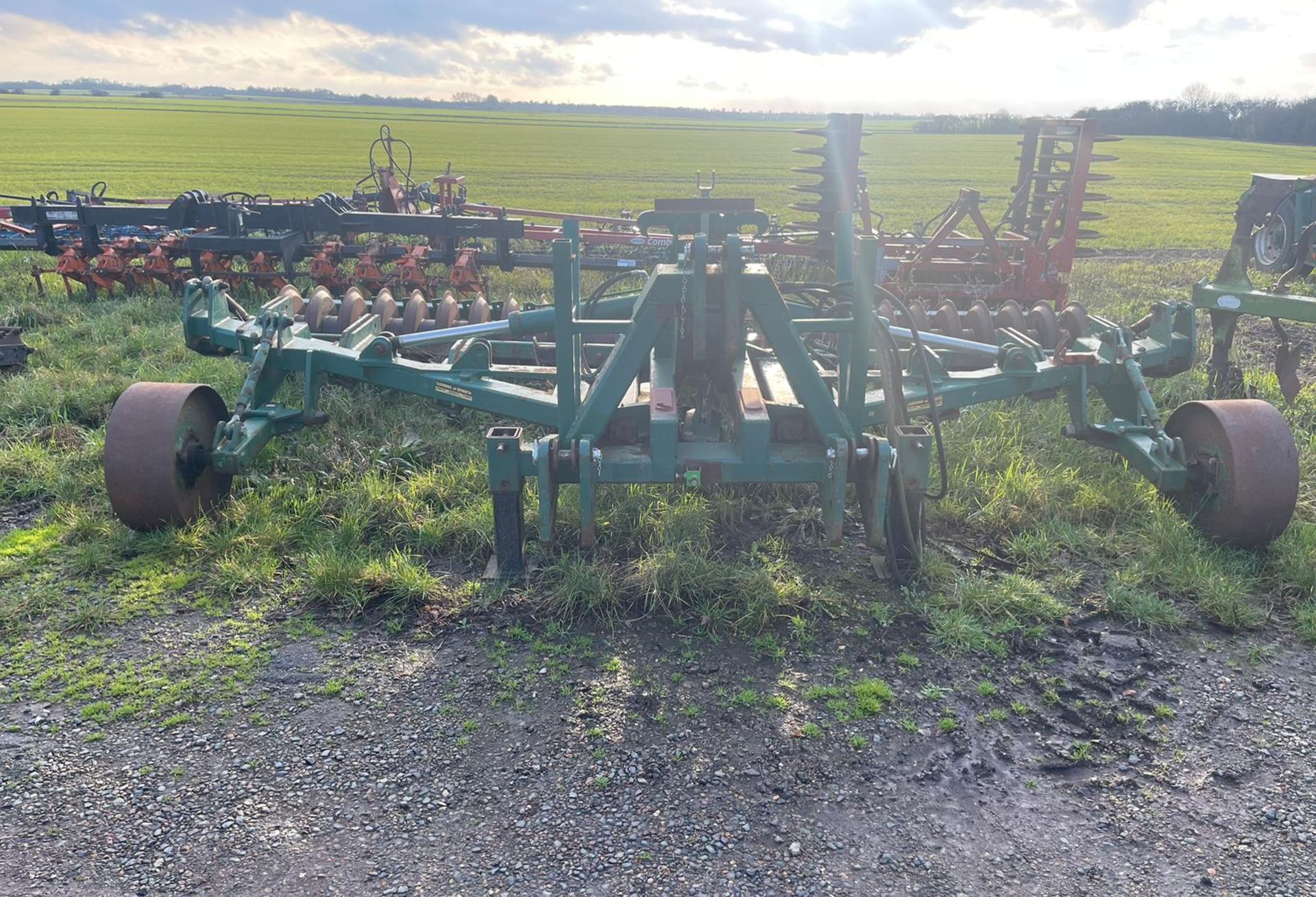 Cousins 9 leg V-form subsoiler, DD packer, legs on pallet