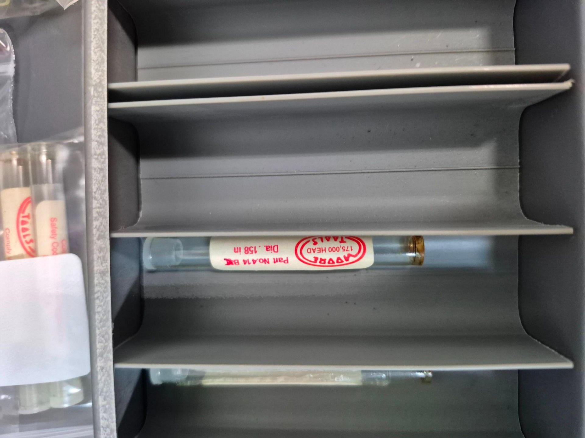 KENNEDY 5 DRAWER WORK BENCH, HUOT 5 DRAWER TAPSET CHEST, STARRETT GRANITE SURFACE BLOCK - Image 11 of 32