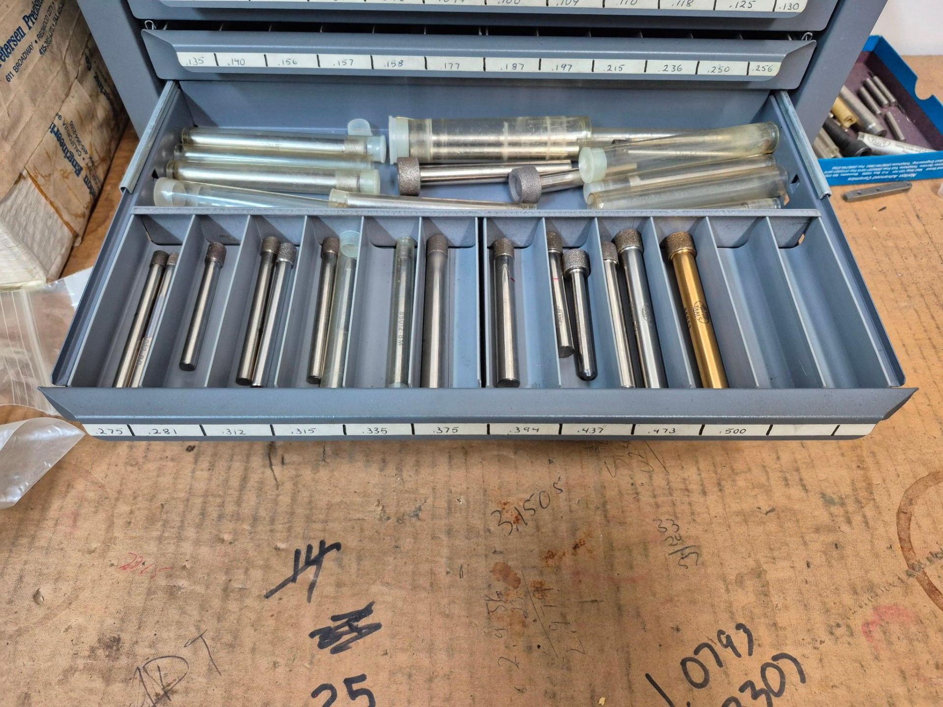 KENNEDY 5 DRAWER WORK BENCH, HUOT 5 DRAWER TAPSET CHEST, STARRETT GRANITE SURFACE BLOCK - Image 12 of 32