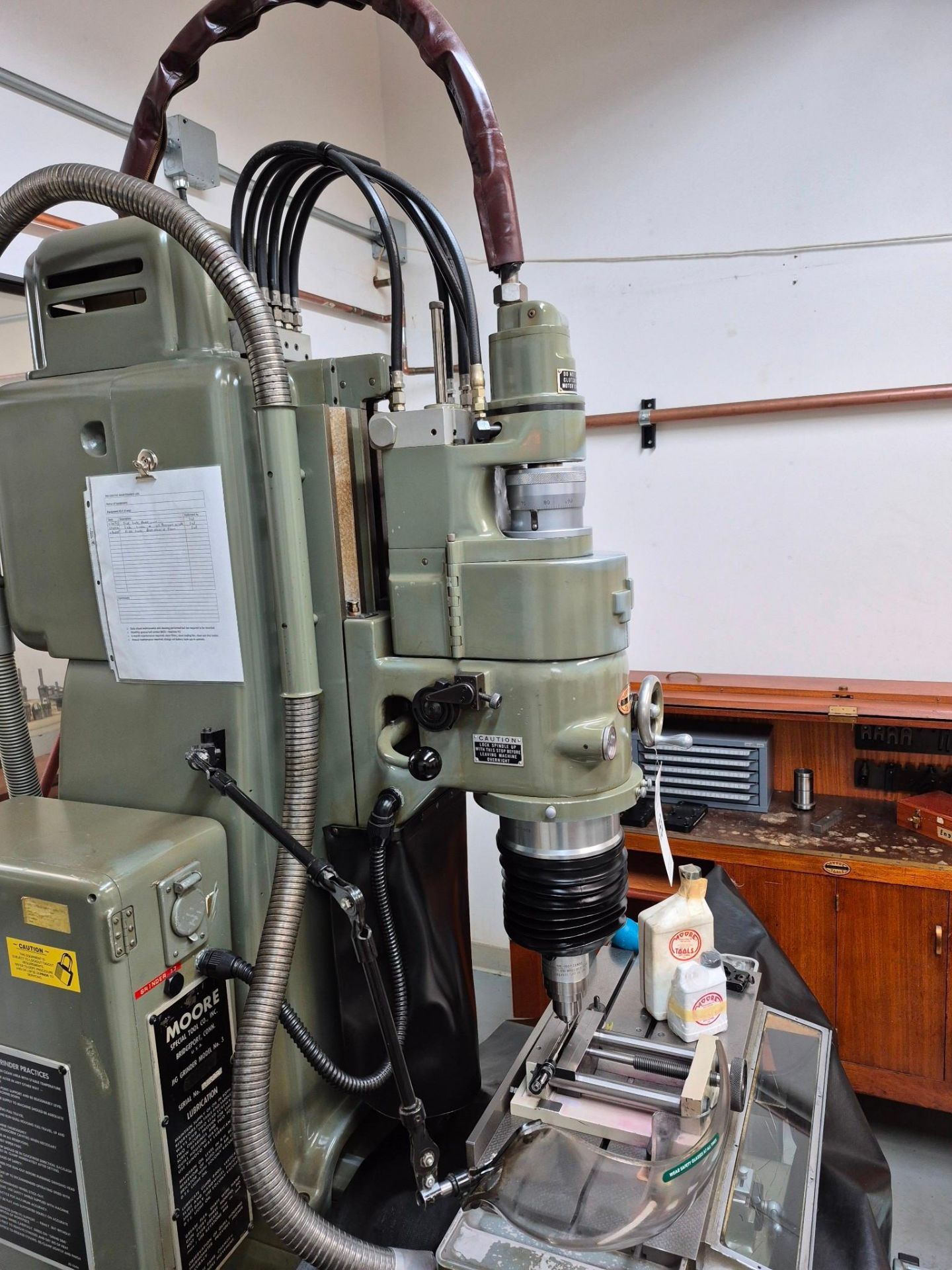 MOORE MODEL G18 JIG GRINDER, 175,000 RPM VHS GRINDING HEAD, TOOLING & ACCESSORIES INCLUDED - Image 12 of 57