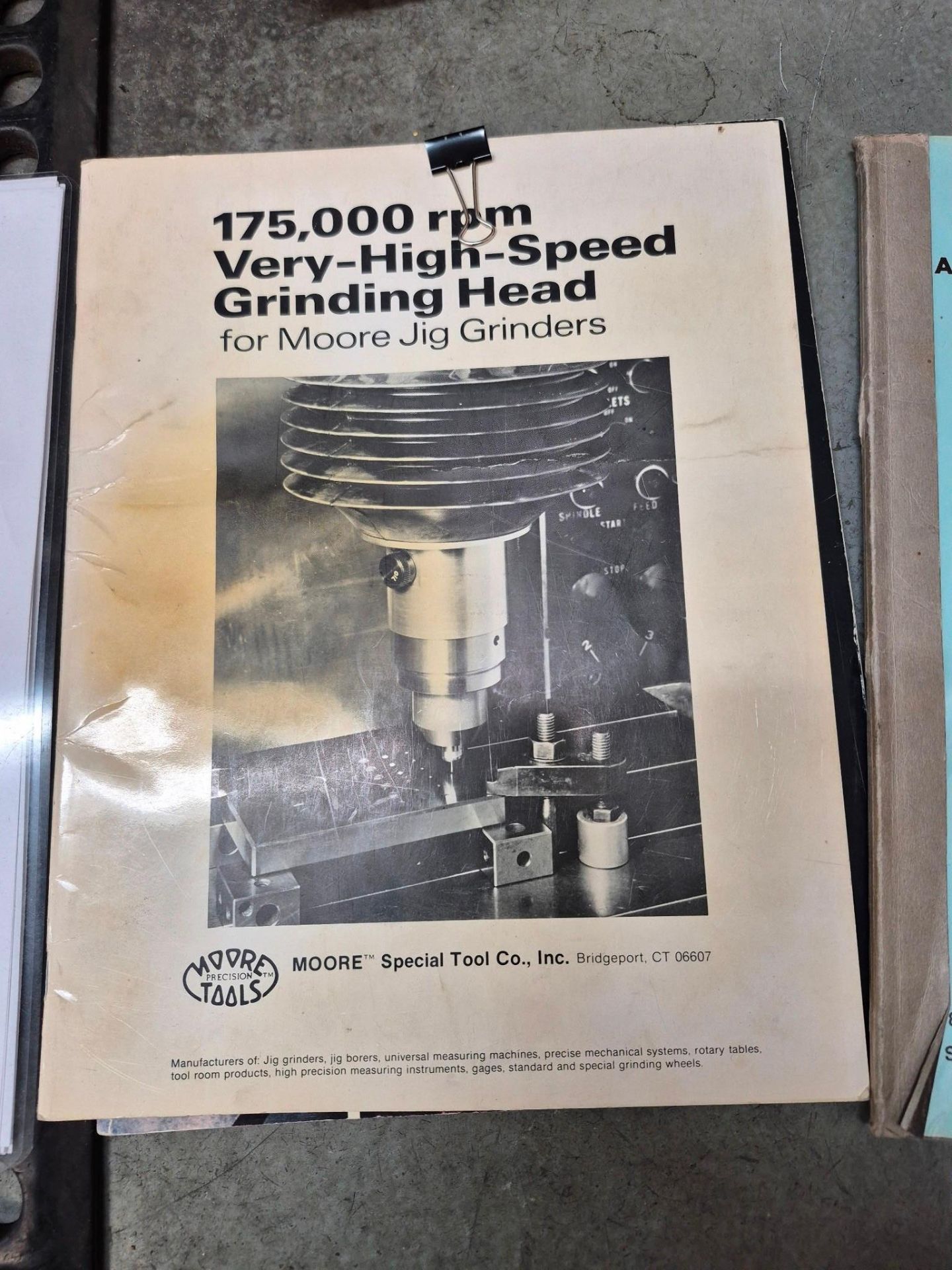 MOORE MODEL G18 JIG GRINDER, 175,000 RPM VHS GRINDING HEAD, TOOLING & ACCESSORIES INCLUDED - Image 32 of 57