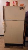 WHIRLPOOL REFRIGERATOR/FREEZER ET20DK