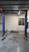FORWARD MANUFACTURING MODEL DP97A 9000 LB HYDRAULIC AUTOMOTIVE LIFT