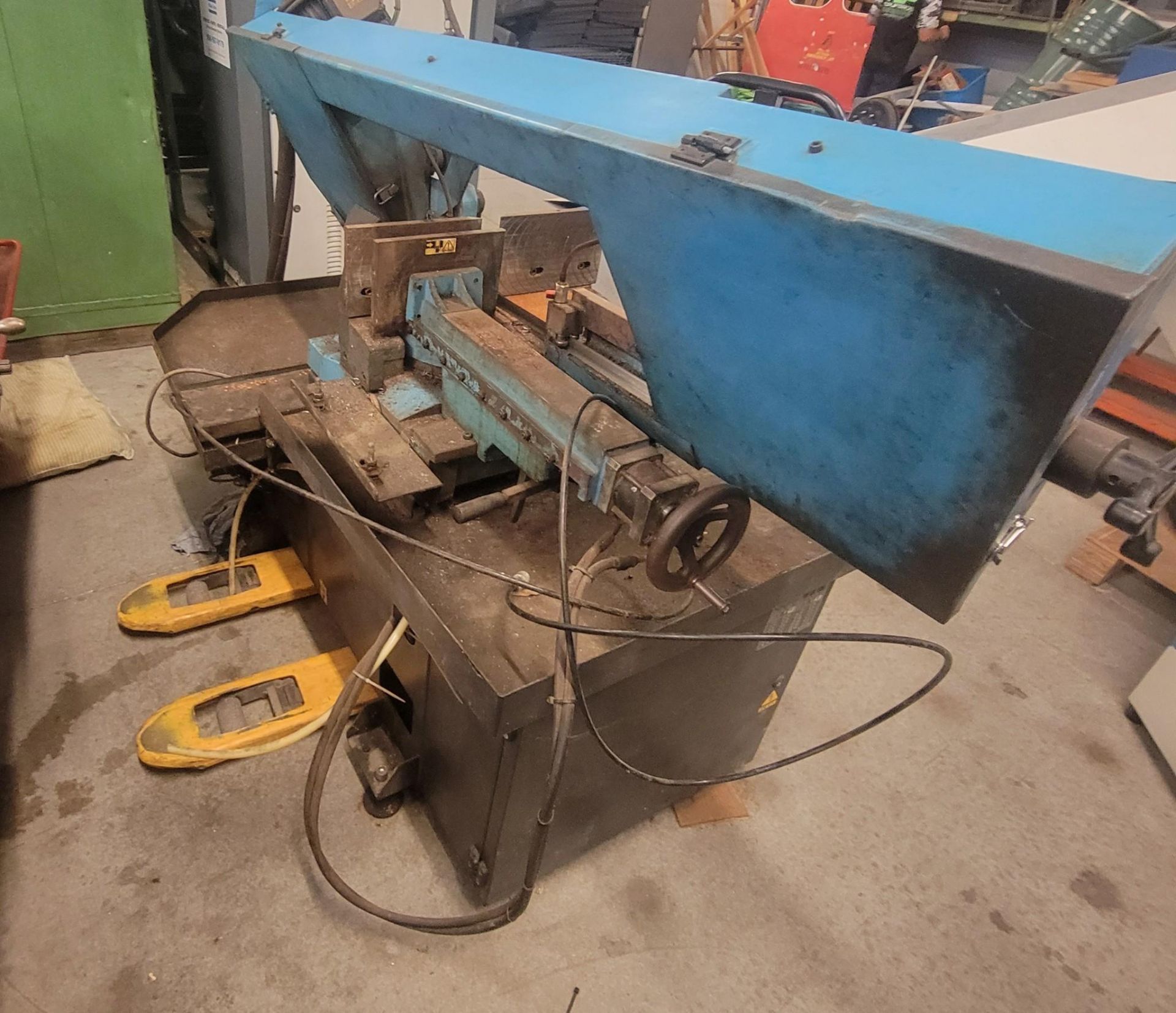 DOALL DS-320SA STRUCTURALL BAND SAW - Image 4 of 8