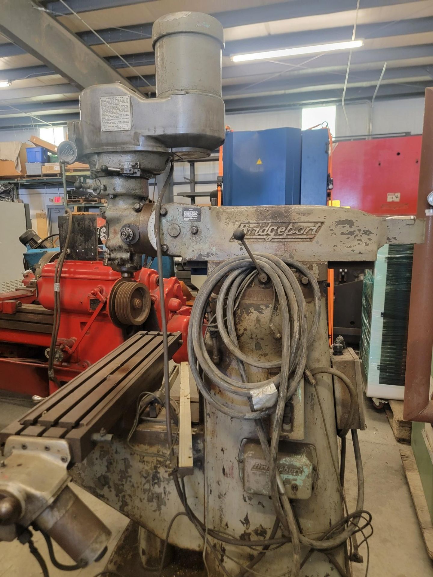 BRIDGEPORT KNEE MILL S/N 29512 10744 - Image 5 of 10