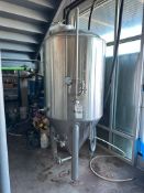 200 GALLON STAINLESS STEEL VERTICAL CONE BOTTOM TANK W/ BOTTOM DRAIN & TOP MOUNTED MANWAY COVER