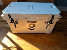 JOCKEY BOX (DRAFT BOX) PORTABLE BEER DISPENSER