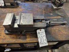 KURT D675 ANGLOCK 6