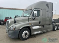 2018 FREIGHTLINER CASCADIA SLEEPER TRUCK