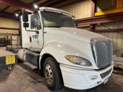 2016 INTERNATIONAL PROSTAR SEMI-TRUCK
