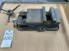 KURT 6 INCH PRECISION MACHINE VISE MODEL D60