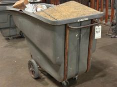 RUBBERMAID 1015 STANDARD DUTY MOBILE 1CU. YD TILT TRUCK HOPPER