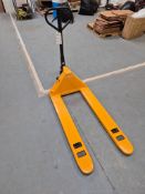 ULINE H-1043 STANDARD FORK PALLET TRUCK, 5,500 LB. CAPACITY, 48