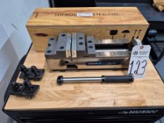 SCHUNK KONTEC KSG VS 125 POWER-AMPLIFIED SINGLE-ACTING MANUAL MACHINE VISE