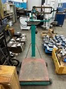 NATIONAL SCALE COMPANY ANTIQUE WEIGHING AND COUNTING MACHINE