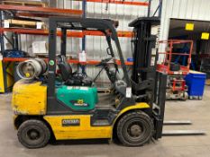 KOMATSU FG25T-14 LP GAS POWERED FORKLIFT 5000 LB CAPACITY; TANK NOT INCLUDED
