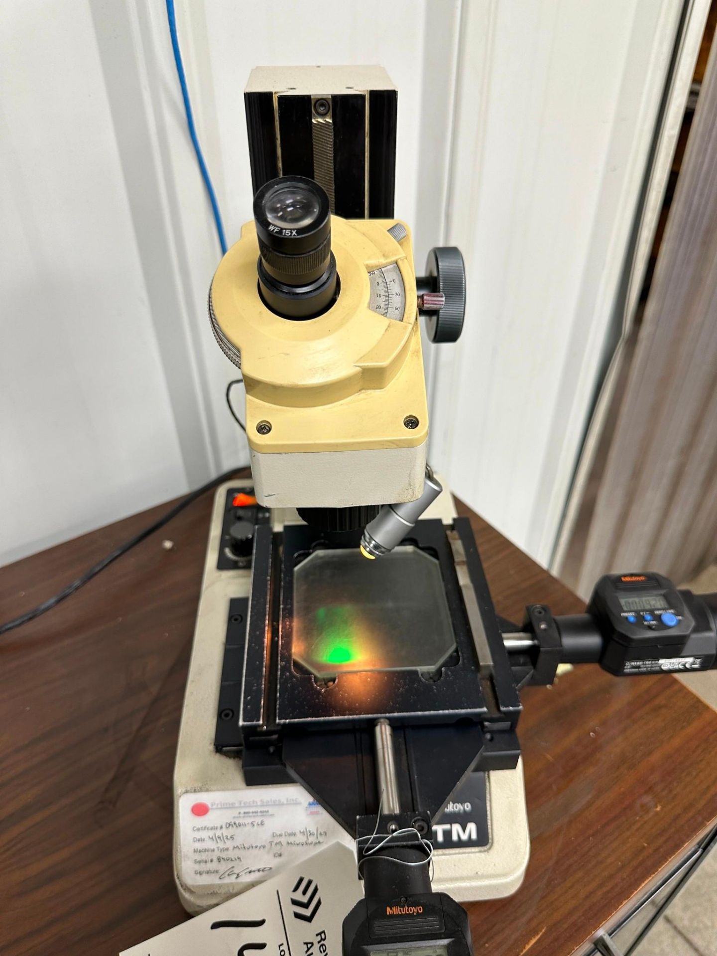MITUTOYO TOOLMAKERS MICROSCOPE MODEL 176-811A SPECIFICATIONS MODEL TM ...