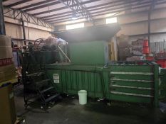INTERNATIONAL HORIZONTAL BALER