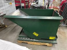 JESCO 1 CUBIC YARD SELF-DUMPING MATERIAL HANDLING HOPPER, MODEL 211531