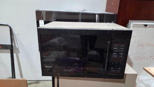 SET OF 2 MICROWAVE OVENS