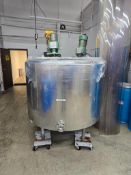 300 GALLON MIXING TANK WITH 2 MIXERS