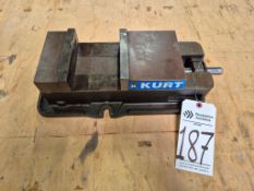 KURT D675 ANGLOCK 6