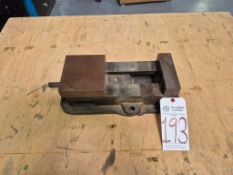 PRECISION MACHINE TOOL VISE 6