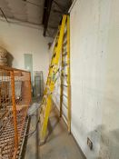 10 FOOT GREEN BULL FIBERGLASS LADDER