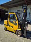 2017 YALE GLC120SVXNTGE106 LPG 9,550 LB CAPACITY FORKLIFT, HARRIS ENCLOSED CAB, SIDE SHIFT, & HEATER