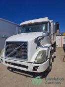 2012 VOLVO VNL TRI-AXLE DUMP TRUCK - VOLVO D13