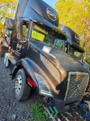 2020 VOLVO VNL D13 DAY CAB SEMI TRUCK VOLVO D13 DIESEL, AUTOMATIC, TANDEM AXLE, FLEET SPEC TRACTOR