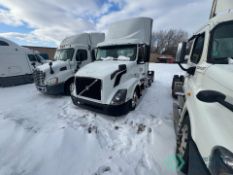 2016 VOLVO VNL 760 DAY CAB VOLVO D13 455HP, I-SHIFT 12-SPEED AUTO