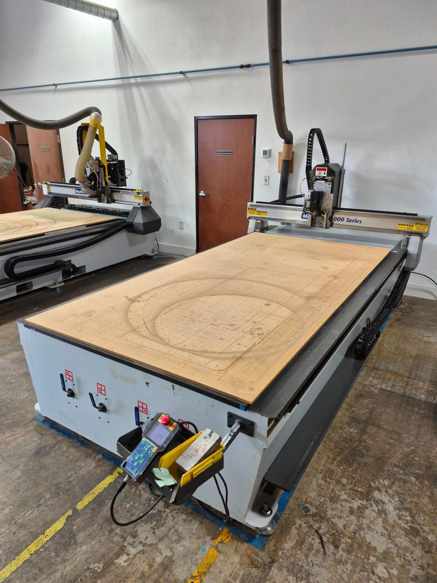 Multicam Router Tables 2011 MULTICAM 1000 SERIES 1-204-R-PF CNC ROUTER - 5' X 10' TABLE, 208V ...