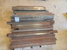 1 PALLET OF AMERICAN STYLE PRESS BRAKE TOOLING
