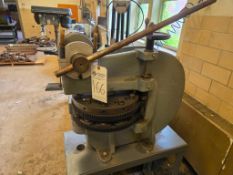 DIAMOND MACHINE TOOL INDEXING 1212 HOLE PRESS / TURRET PRESS